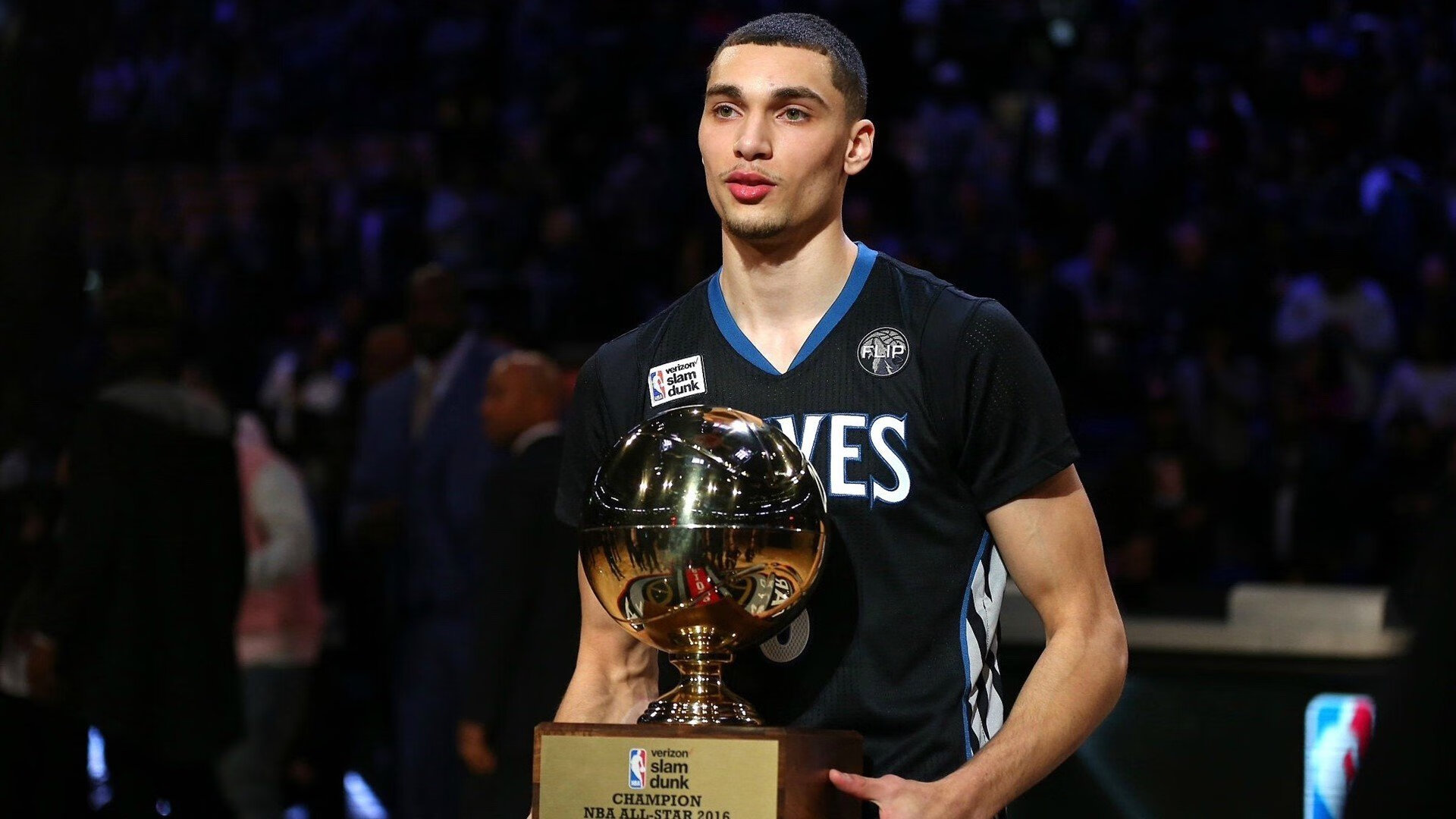 菜鸟之王!他让球队输球,却用上帝视角改写NBA未来格局